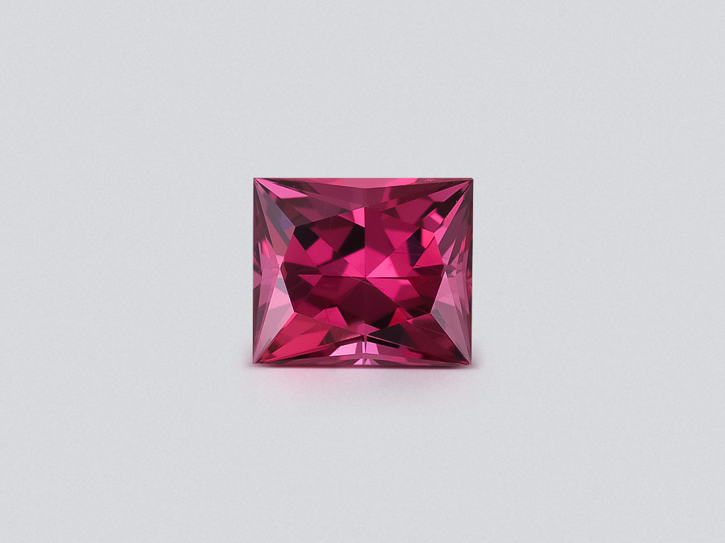 Garnet rhodolite princess cut 2.99 carats, Madagascar Image №1