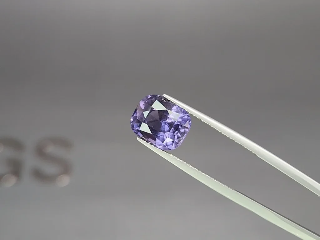Lavender spinel cushion cut  5.10 carats, Tanzania Image №3