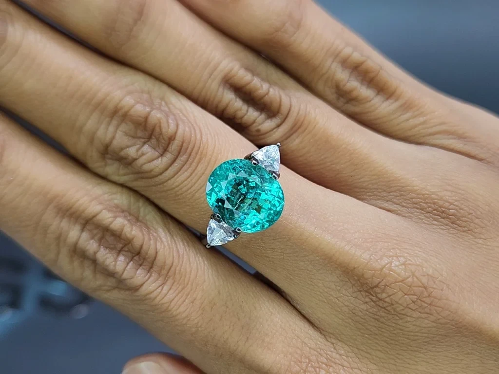 Investment grade neon bluish green Paraíba tourmaline oval cut 5.82 carats, Mozambique Image №5