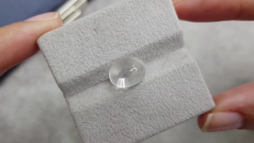 Oval cut moonstone 4.60 carats, Burma Image №4
