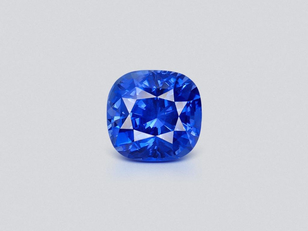 Unheated intense cornflower blue sapphire in cushion cut 8.03 carats Image №1
