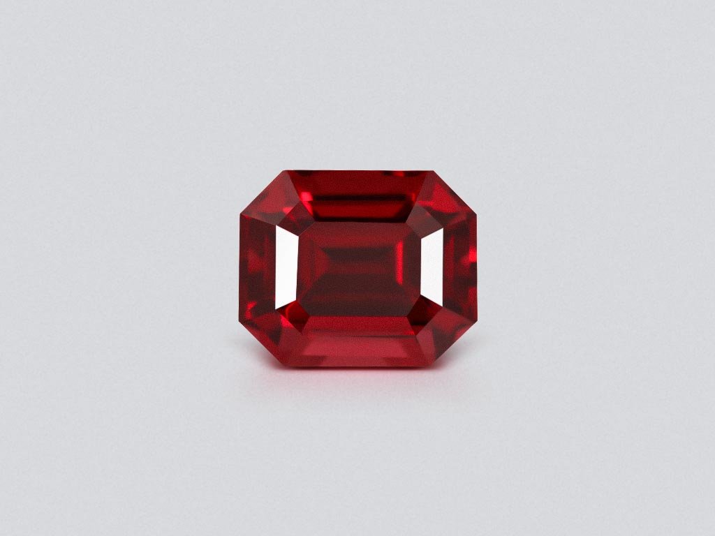 Red rhodolite garnet in octagon cut 8.39 carats, Tanzania  Image №1