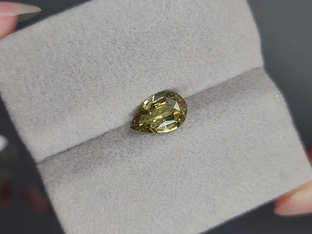 Unheated green sapphire pear cut 1.53 carats, Madagascar Image №4