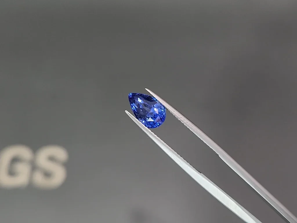 Sapphire Cornflower Blue pear cut 2.54 carats, Sri Lanka Image №3