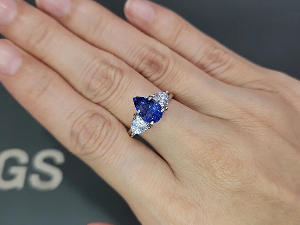 Sapphire Cornflower Blue pear cut 2.54 carats, Sri Lanka Image №5