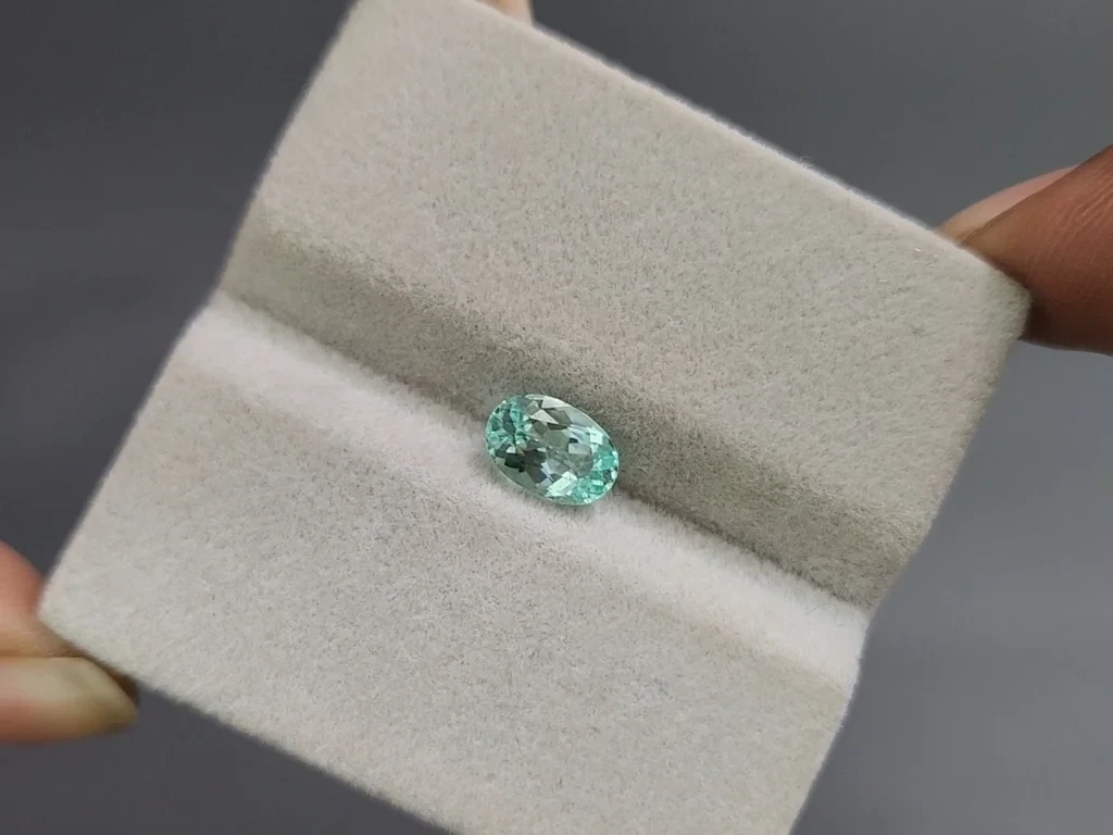 Paraiba tourmaline oval cut 1.03 carats, Africa Image №4