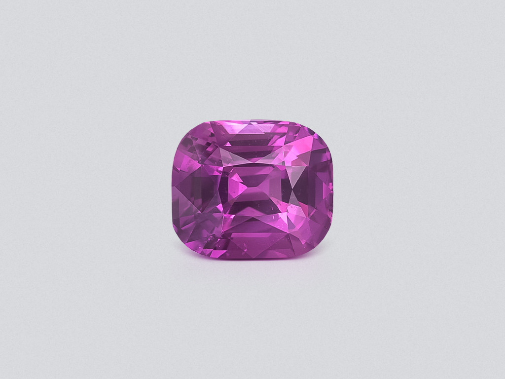 Purple sapphire in cushion cut 8.13 carats, Madagascar  Image №1