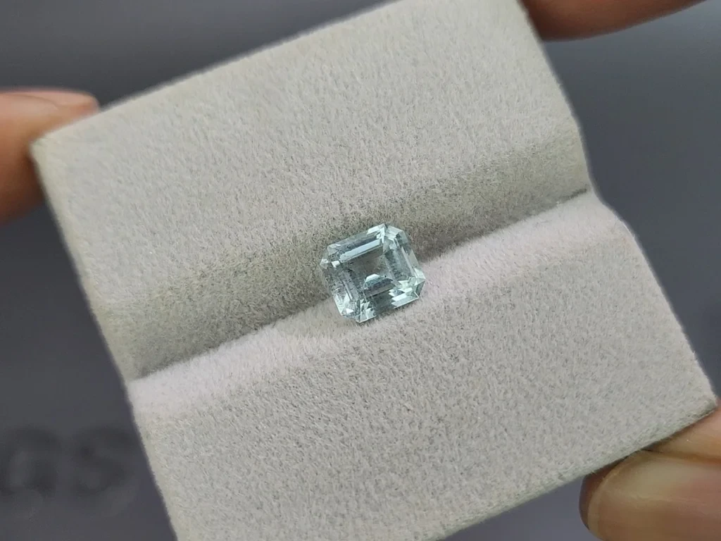 Aquamarine octagon cut 1.33 carats, Madagascar  Image №4