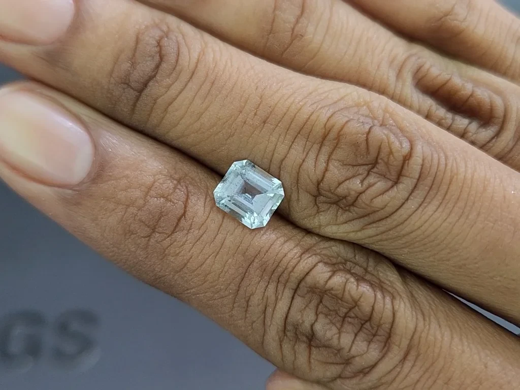 Aquamarine octagon cut 1.33 carats, Madagascar  Image №2