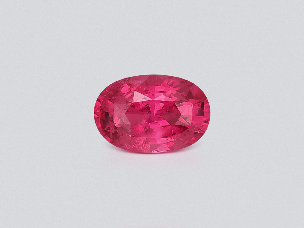 Mahenge spinel Vibrant Pink oval cut 3.20 carats,Tanzania Image №1