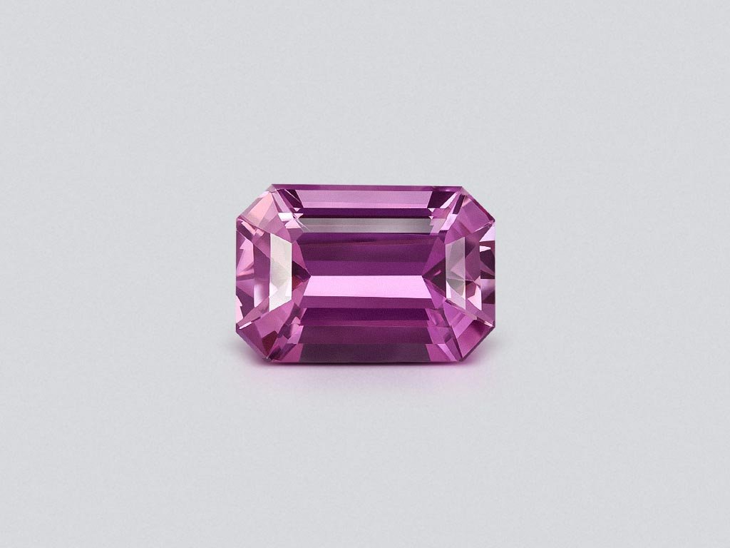 Vivid pink kunzite in octagon cut 24.32 carat, Afghanistan  Image №1