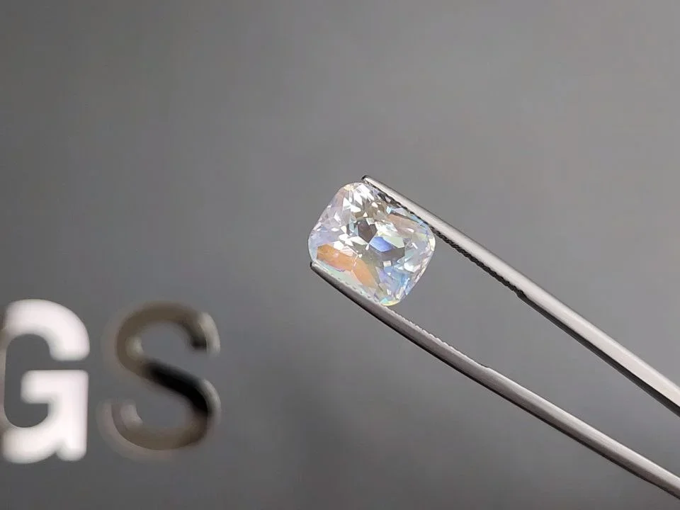 Cushion cut moonstone 6.88 carats, Madagascar Image №3