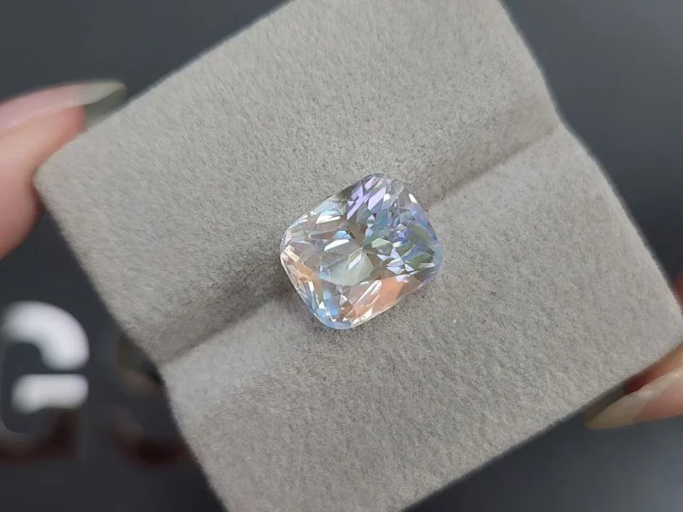 Cushion cut moonstone 6.88 carats, Madagascar Image №4