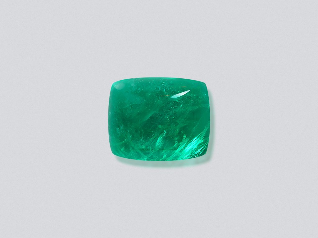 Emerald cabochon cut 2.01 carats, Russia Image №1