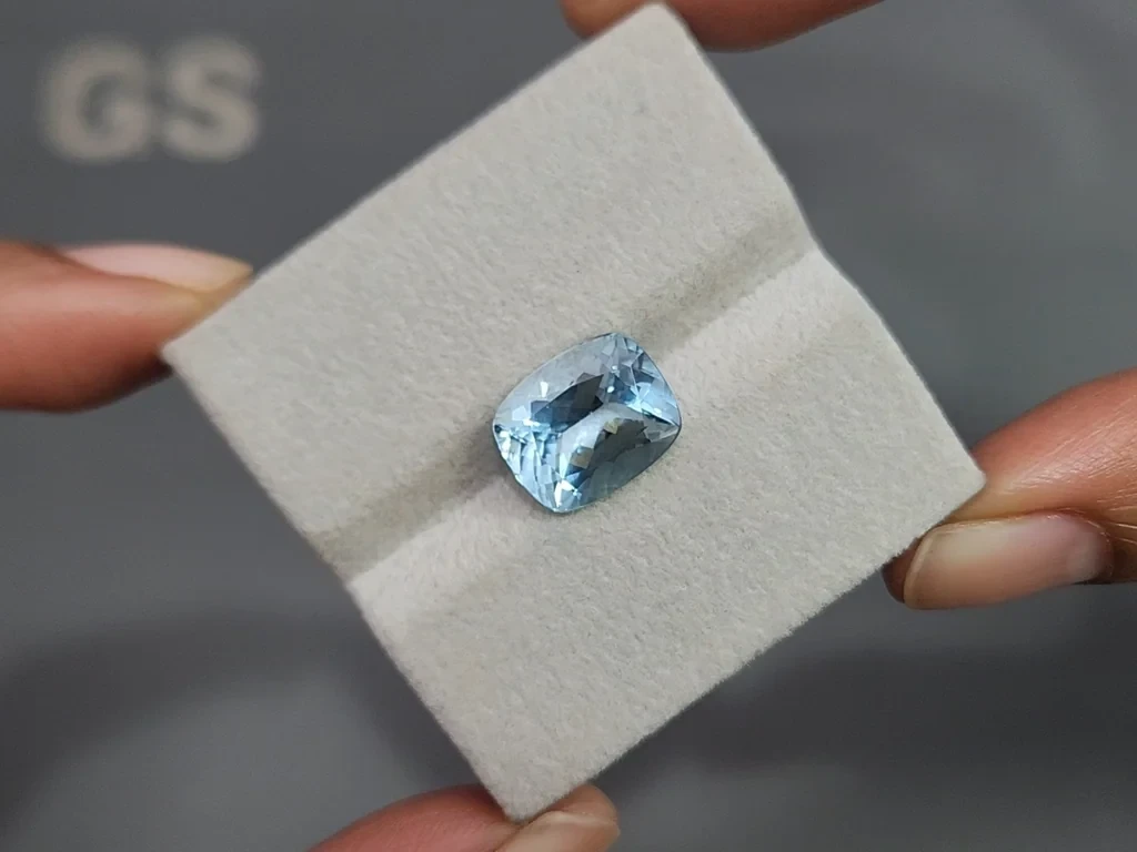 Aquamarine cushion cut 4.79 carats, Madagascar  Image №4