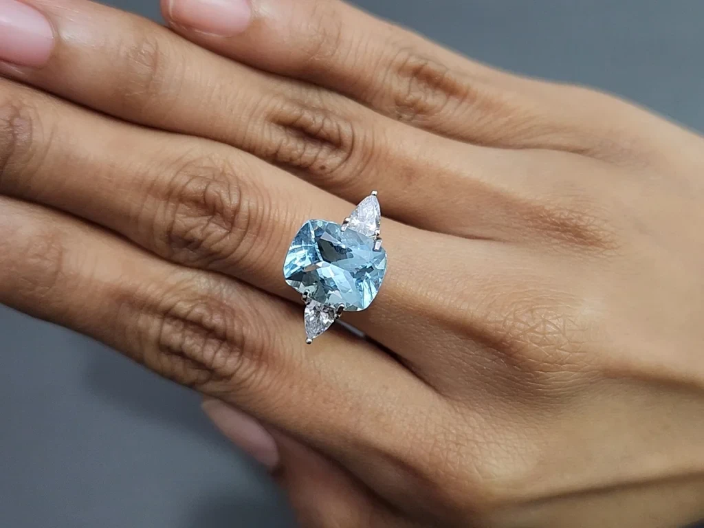 Aquamarine cushion cut 4.79 carats, Madagascar  Image №5