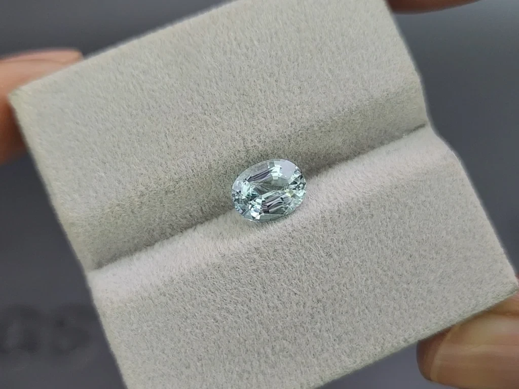 Aquamarine oval cut 1.21 carats, Madagascar  Image №4