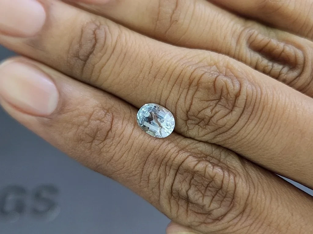 Aquamarine oval cut 1.21 carats, Madagascar  Image №2
