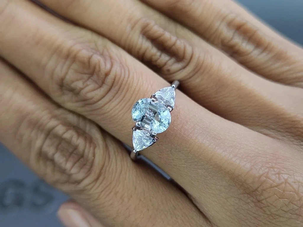 Aquamarine oval cut 1.21 carats, Madagascar  Image №5