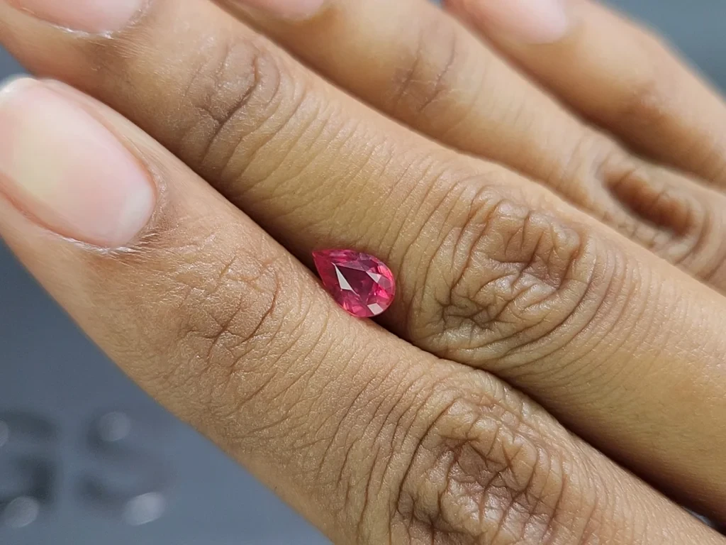 Unheated ruby pear cut 1.04 carats, Mozambique Image №2