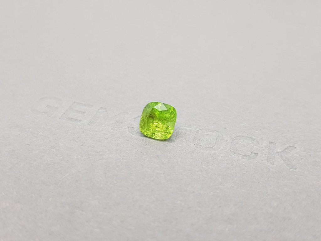 Cushion cut tsavorite garnet 1.52 ct, Africa Image №4