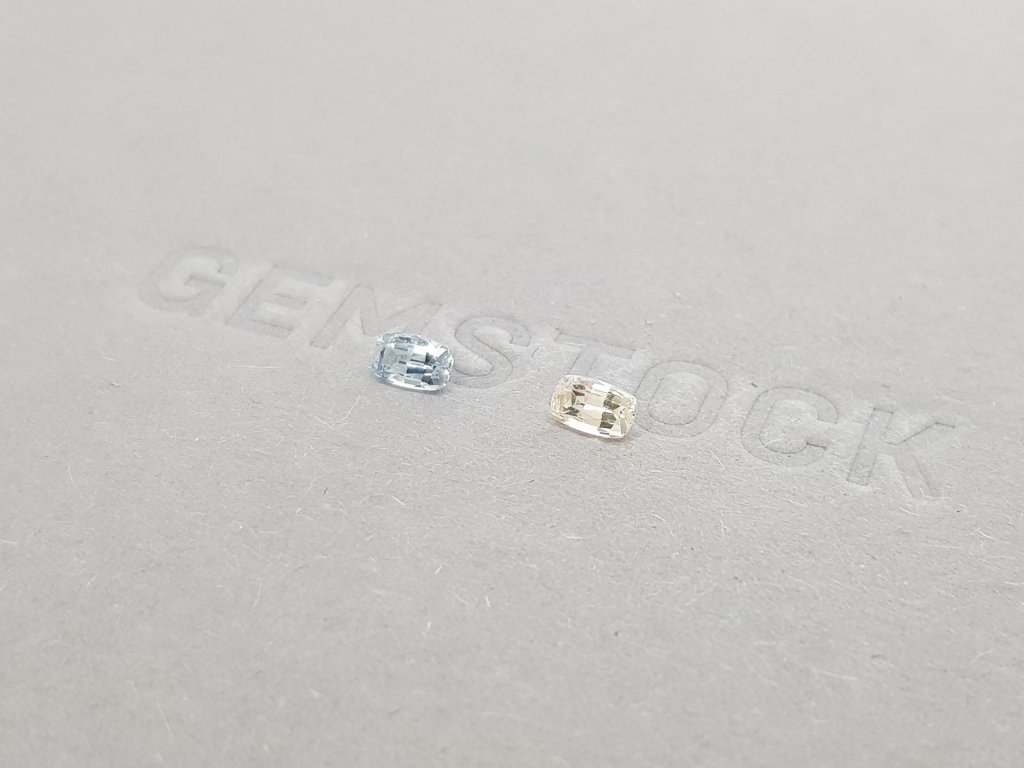 Contrasting pair of unheated cushion-cut sapphires 0.67 carats Image №4