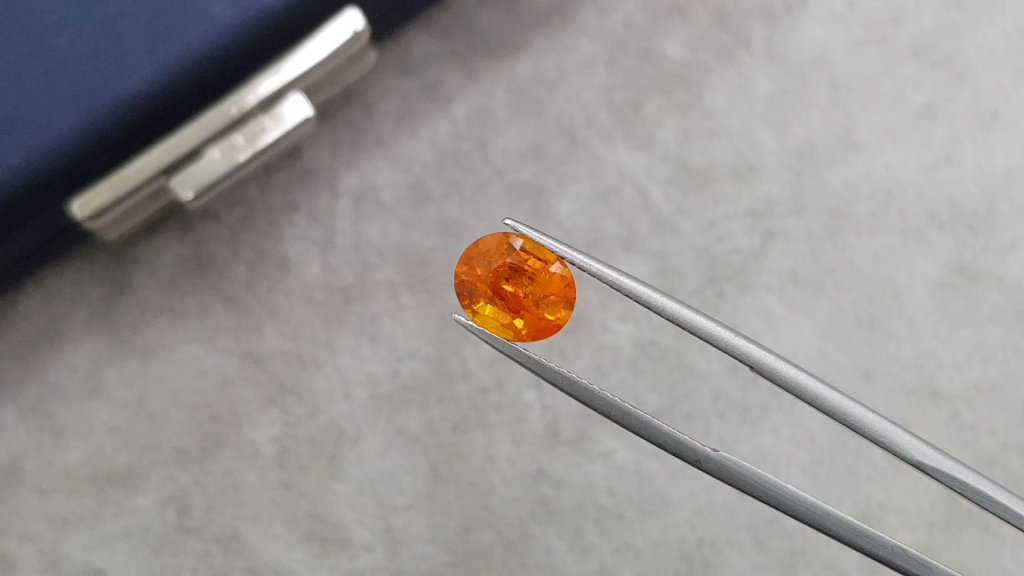 Fanta color spessartine garnet 2.70 ct in oval cut, Tanzania Image №3