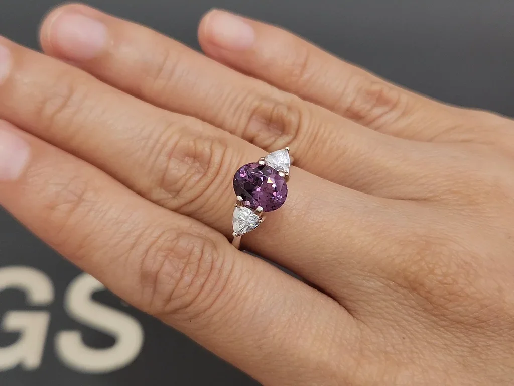 Purple spinel oval cut 2.04 carats, Tanzania Image №5