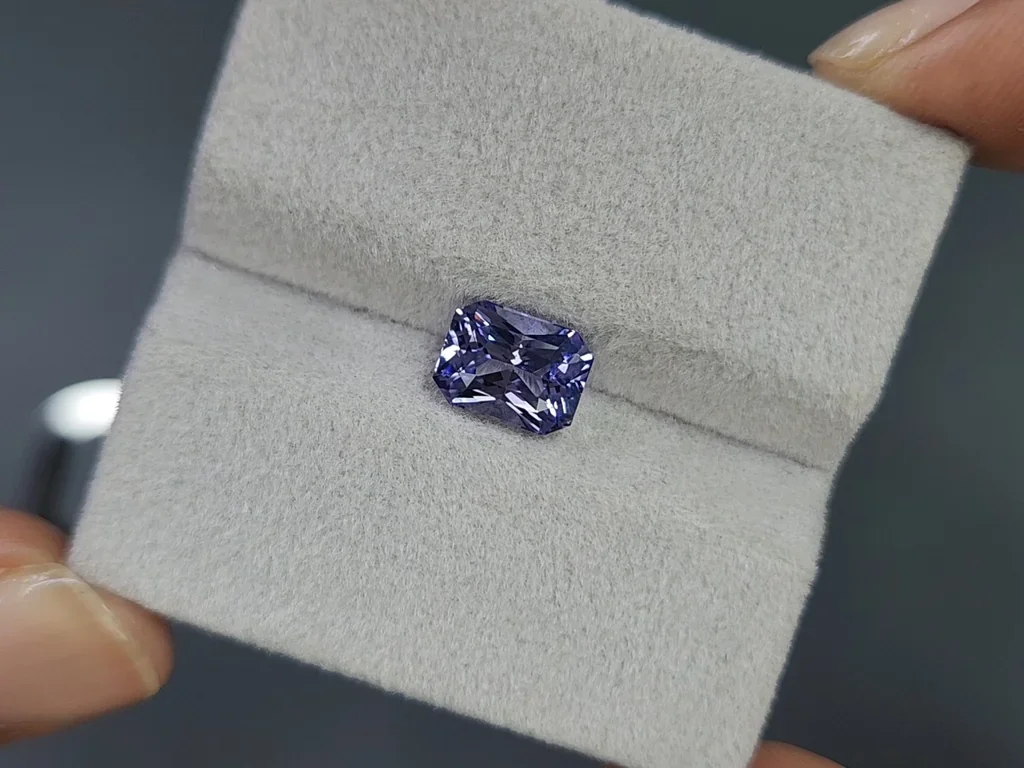 Lavender spinel radiant cut 2.05 carats, Tanzania Image №4