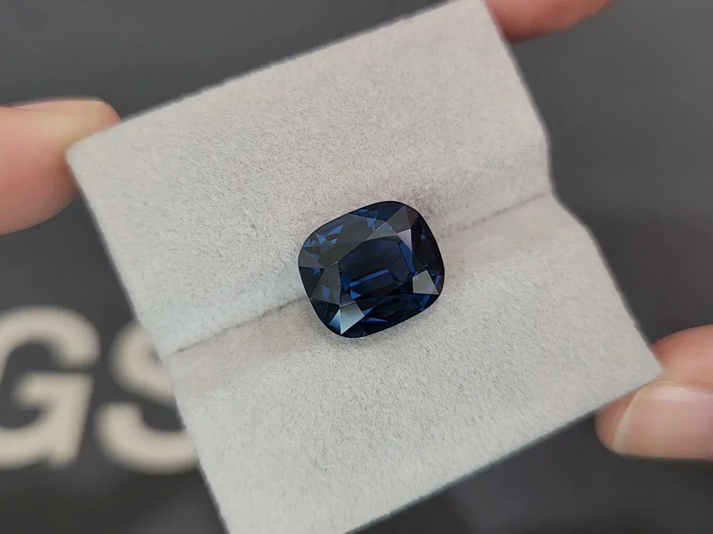 Blue spinel cushion cut 9.10 carats, Tanzania Image №4