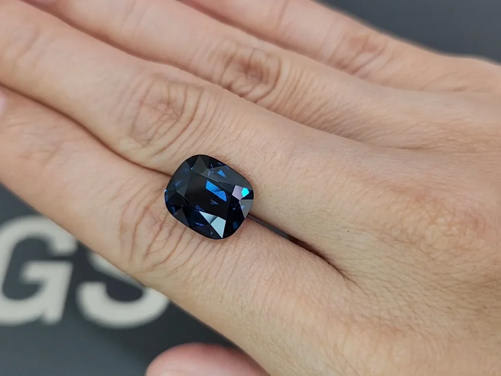 Blue spinel cushion cut 9.10 carats, Tanzania Image №2