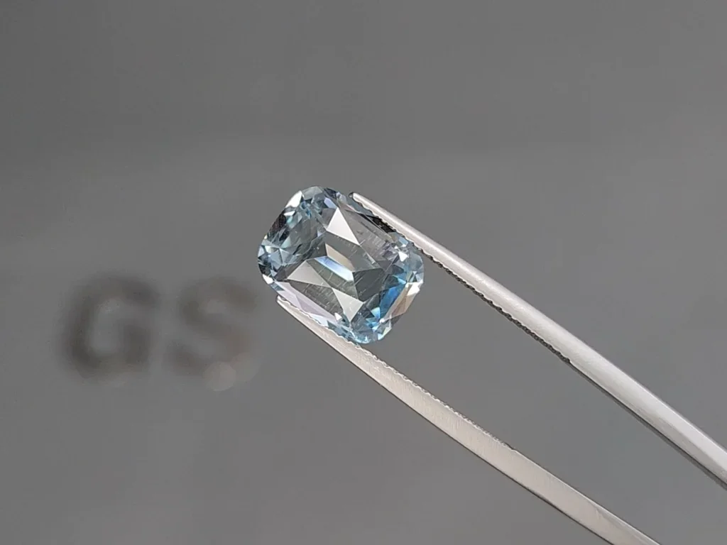 Aquamarine cushion cut 4.34 carats, Madagascar  Image №3