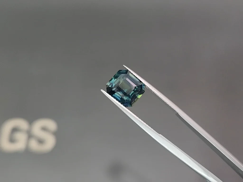 Unheated sapphireTeal octagon cut 5.50 carats, Madagascar Image №3