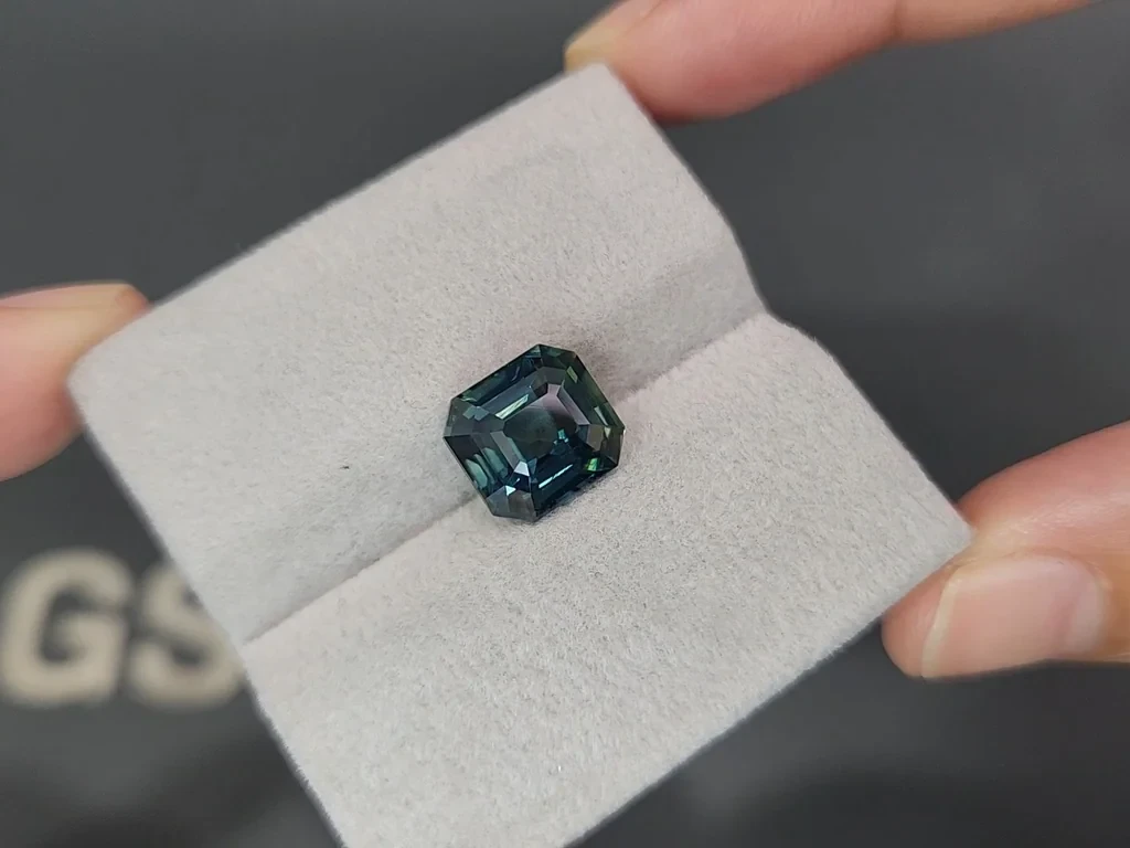 Unheated sapphireTeal octagon cut 5.50 carats, Madagascar Image №4