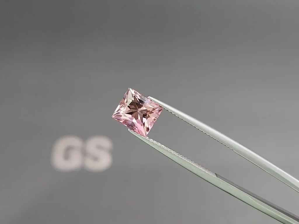 Tourmaline soft pink princess cut 2.57 carats, Africa Image №3