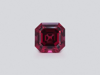 Rhodolite garnet  radiant edging 2.97 carats, Madagascar photo