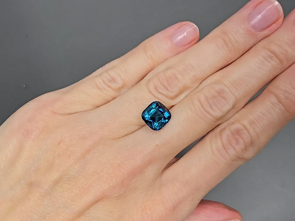 Indigolite tourmaline in cushion cut 5.31 carats, Afghanistan Image №2