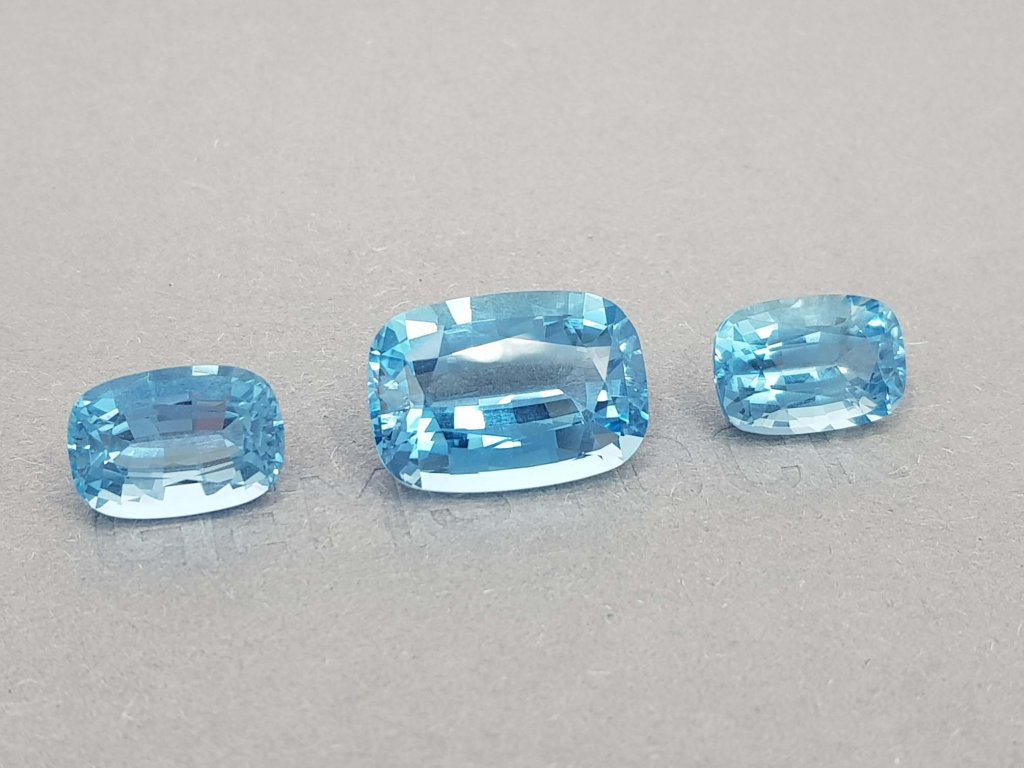 Cushion cut aquamarine set 22.13 ct Image №2