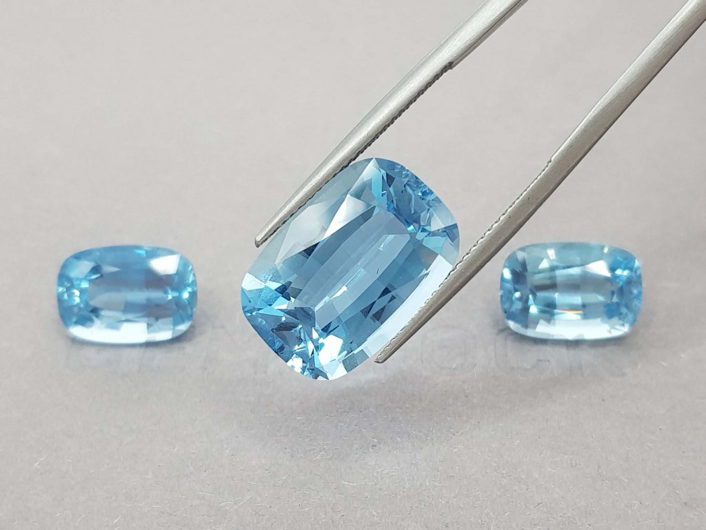 Cushion cut aquamarine set 22.13 ct Image №4