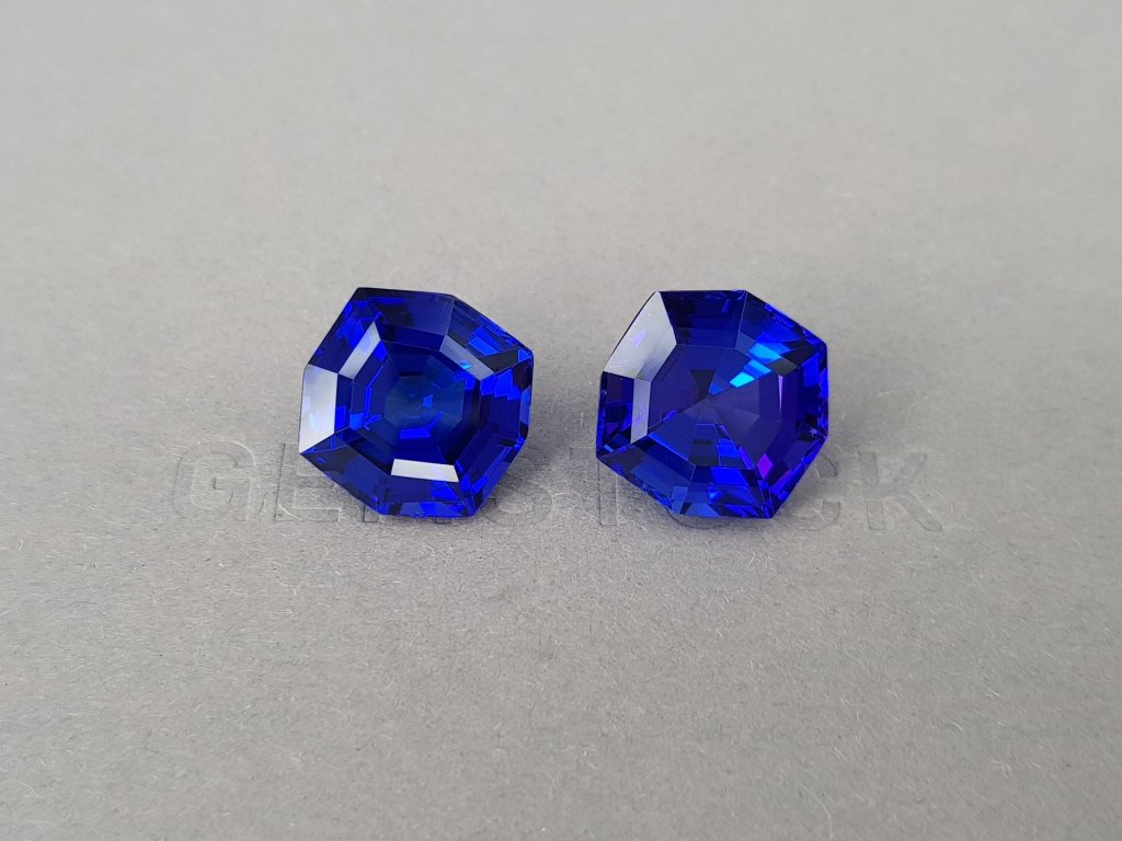 Pair of Royal Blue color tanzanites 29.70 ct in fancy cut, Tanzania Image №2