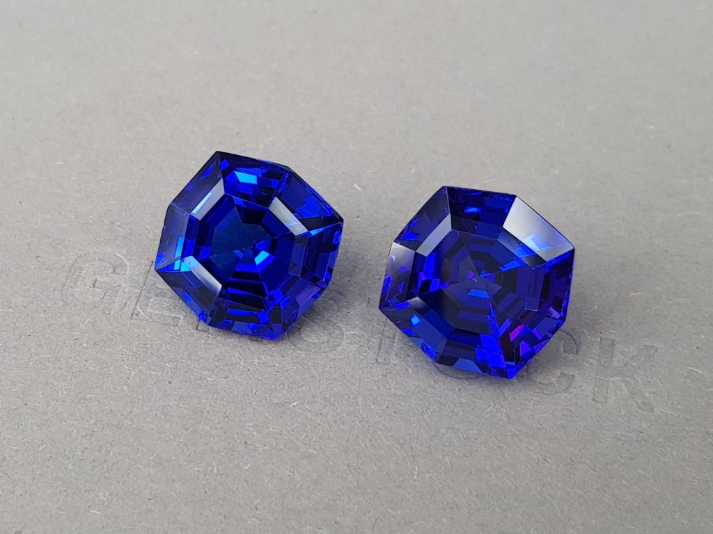 Pair of Royal Blue color tanzanites 29.70 ct in fancy cut, Tanzania Image №4
