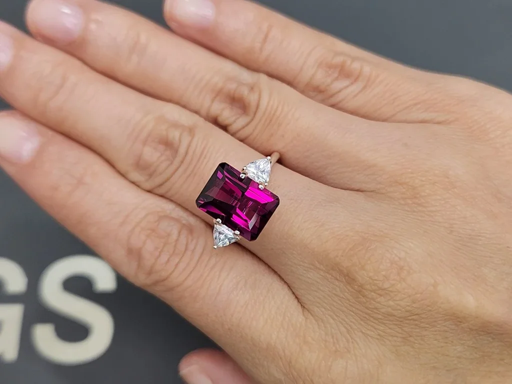 Octagon cut purple Umbalite garnet 5.48 carat, Tanzania Image №5