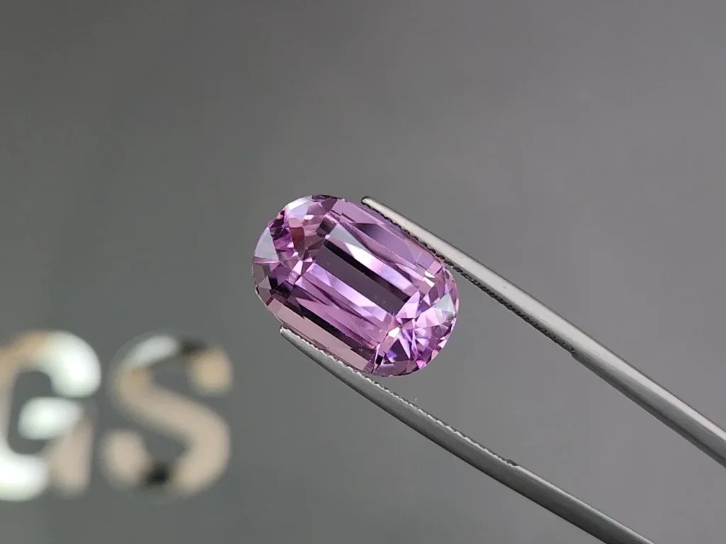 Oval cut kunzite 15.56 carats, Afghanistan Image №3