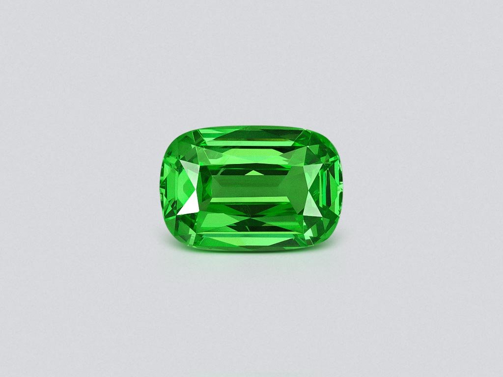 Neon Green tsavorite garnet in cushion cut 3.26 carats, Tanzania Image №1