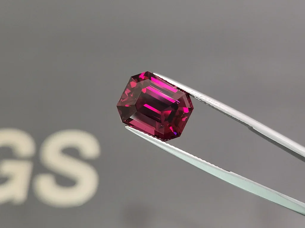 Garnet  rhodolite octagon cut 10.05 carats, Sri Lanka Image №3