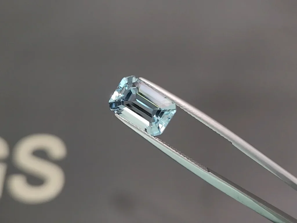 Aquamarine octagon cut 3.73 carats, Madagascar Image №3