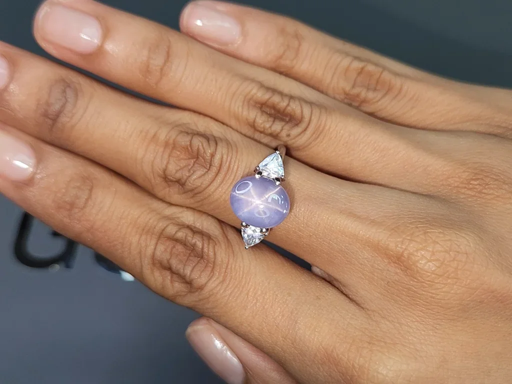 Unheated star sapphire cabochon cut 8.10 carats, Sri Lanka Image №9