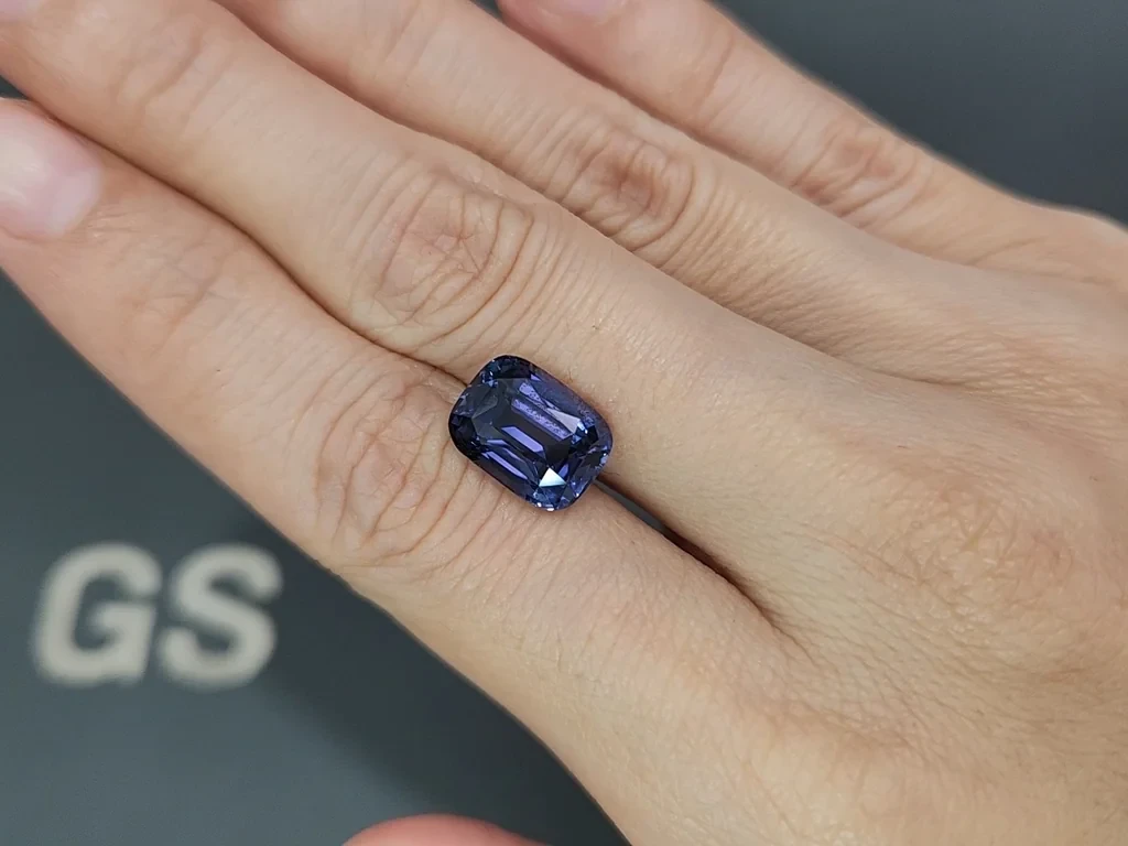 Unheated Teal sapphire cushion cut 7.05 carats, Madagascar Image №2