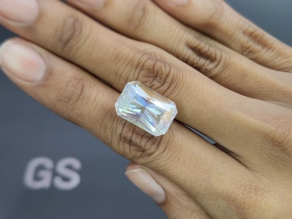 Moonstone radiant cut 14.81 carats, Africa Image №2