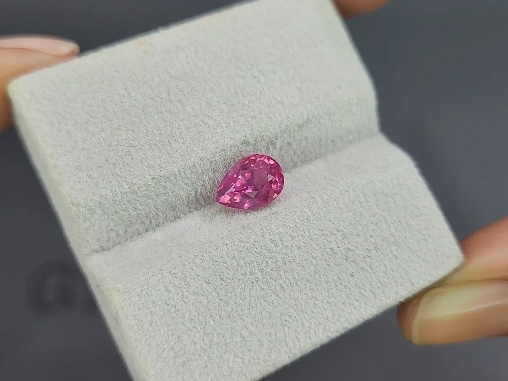 Pink spinel Mahenge pear cut  2.06 carats, Tanzania Image №4